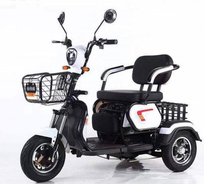 Xe điện 3 bánh Rono