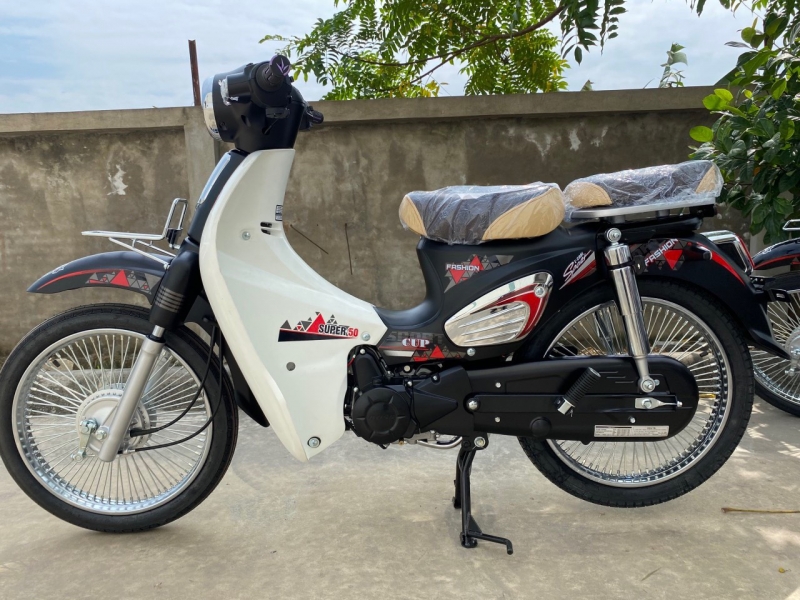 Xe Máy Lifan Cub SC 86 New 50cc (Đồng Hồ LCD)